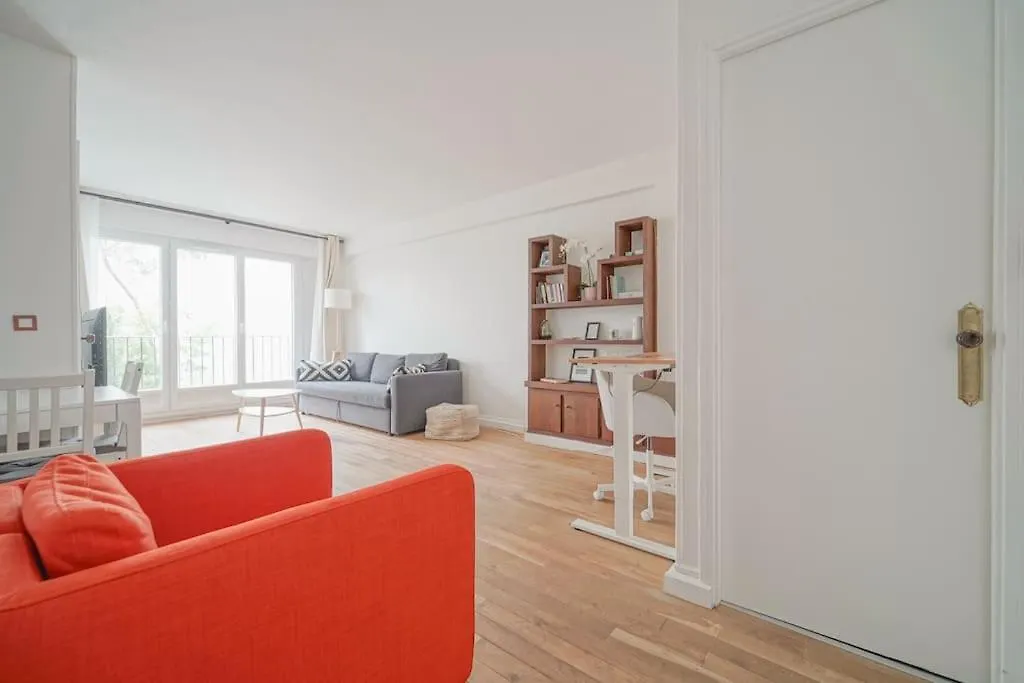 Spacious 1Br In 10Th District Parijs Appartement